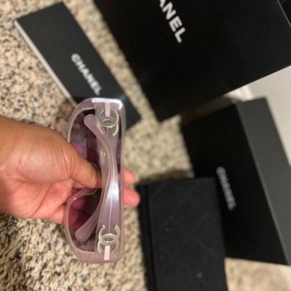 Chanel Pink Shield Sunglasses - Picture 4 of 4